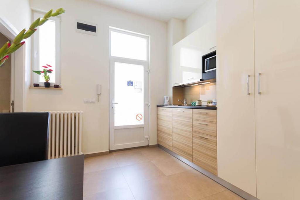 City Break Apartments Chic And Luxury Belgrado Buitenkant foto